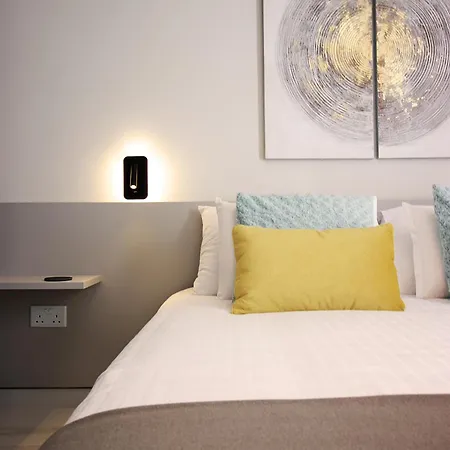 Modern & Spacious 2br Penthouse With Terrace - Close To Qawra 公寓 *