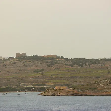 Modern & Spacious 2br Penthouse With Terrace - Close To Qawra Apartament