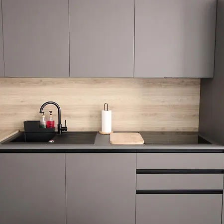 Modern & Spacious 2br Penthouse With Terrace - Close To Qawra セント・ポールズ・ベイ