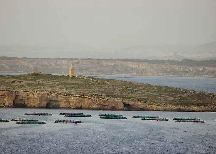 Modern & Spacious 2br Penthouse With Terrace - Close To Qawra Apartament *